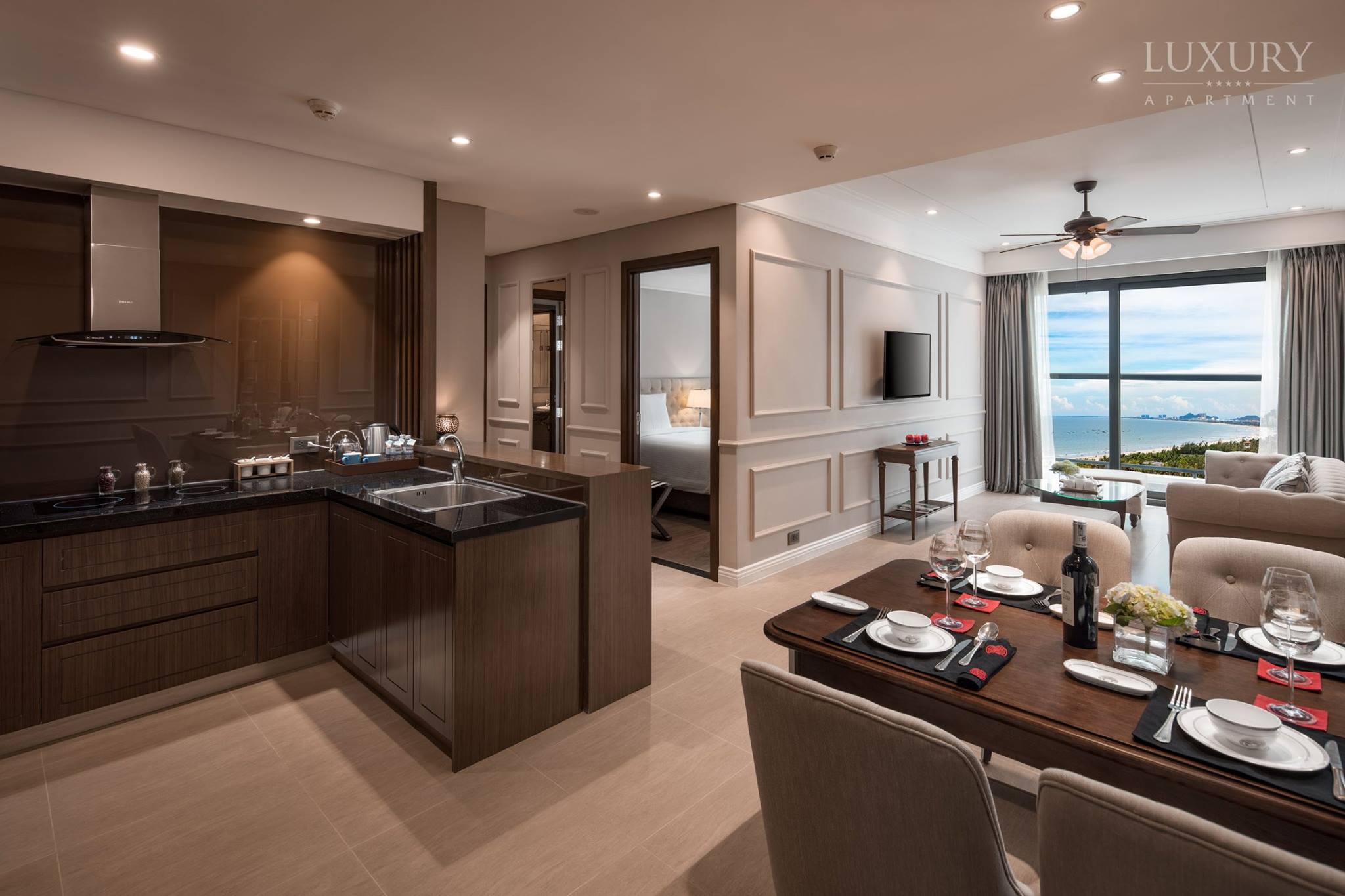 Căn hộ chuẩn 5* trong tòa ALtara Suites S 100m2, 2PN, 2WC view đẹp nhất biển Mỹ Khê, sở hữu lâu dài - Ảnh 2